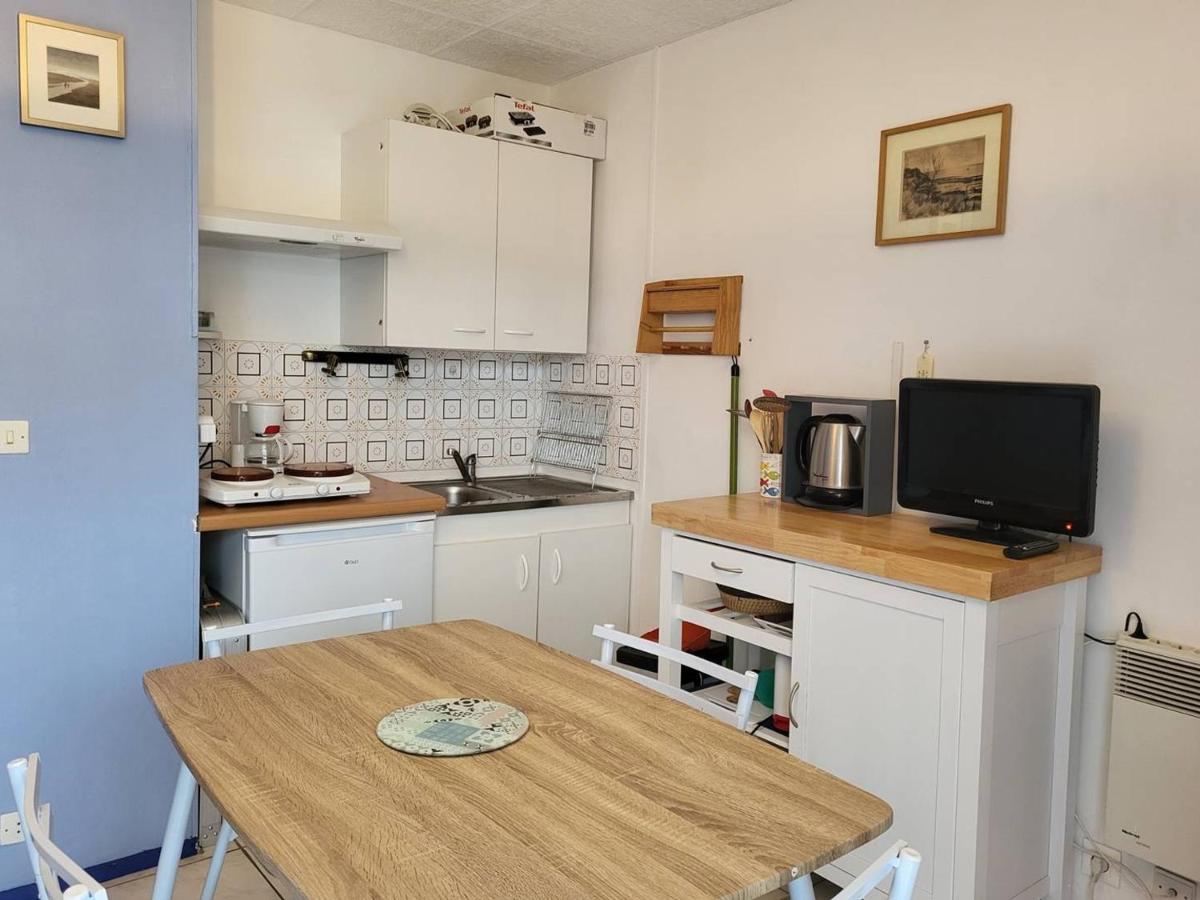 Studio Avec Terrasse, Parking Prive Et Acces Direct A La Plage - Fr-1-465-86 Мервил-Франсвил-Плаж Екстериор снимка
